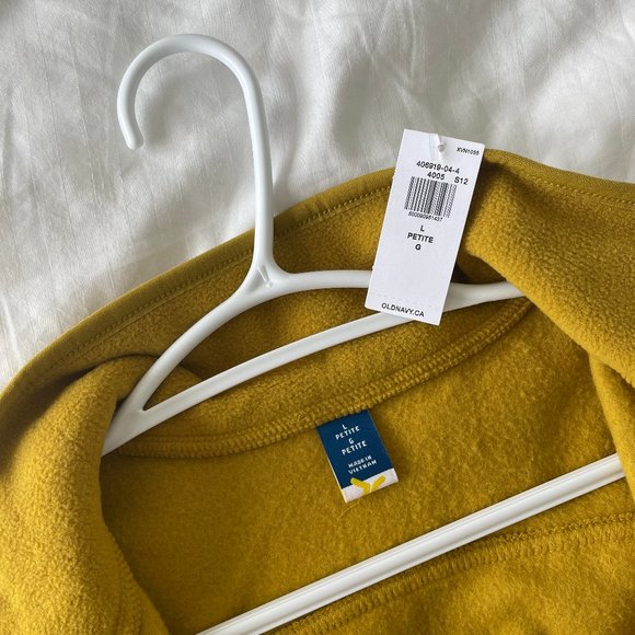 2/$20 Fleece full-zip vest | size L petite - Picture 5 of 6
